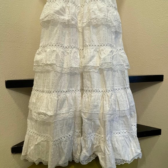 NWOT!! Women’s  4 Tiers White Lace , Opened back Maxi Dress  Size XS - Picture 12 of 13